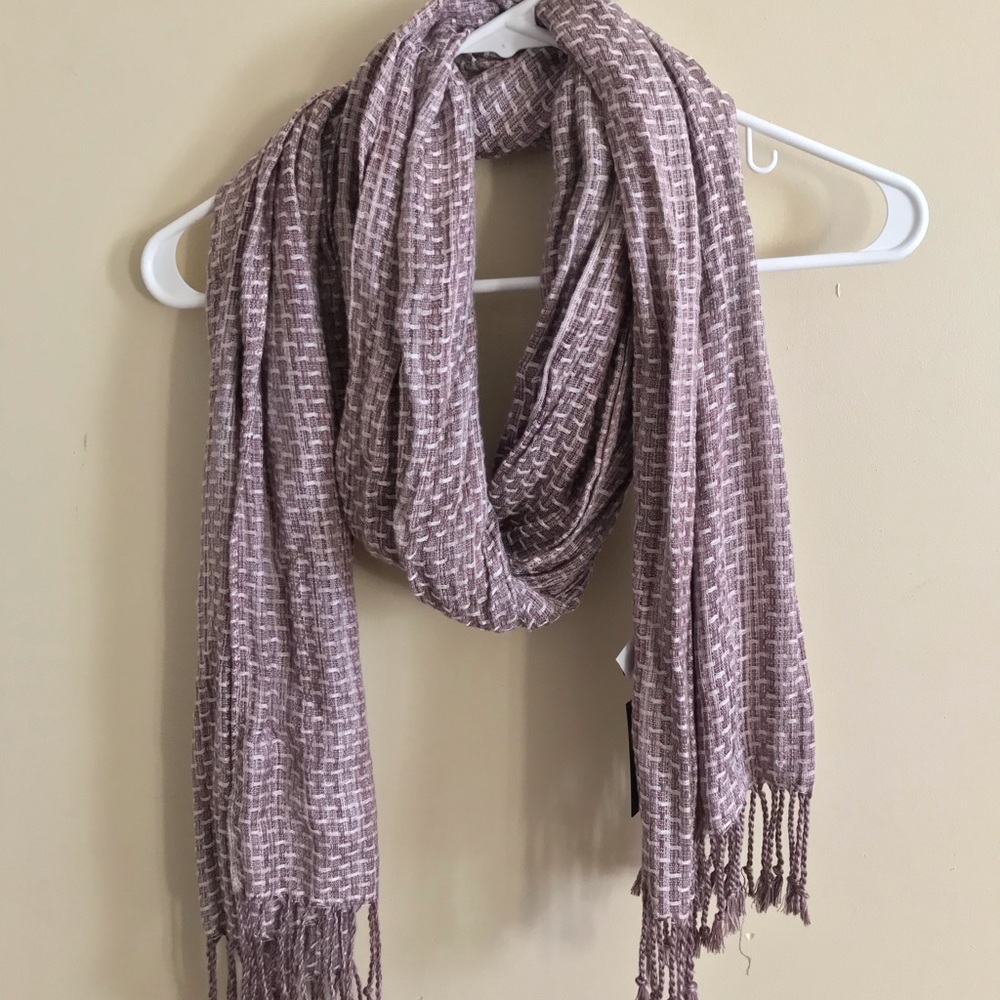 🧣 Apartment 9 Maroon Scarf 🧣